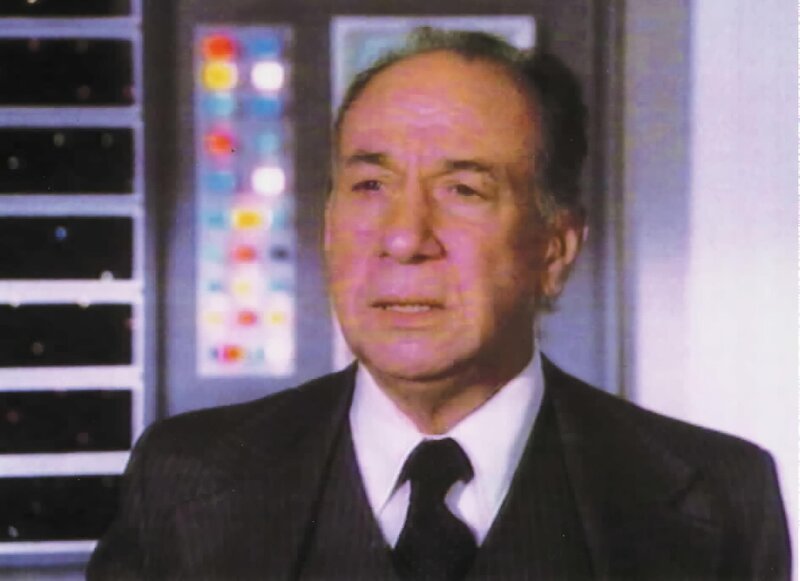 Dr. Marshall Cahill (Jose Ferrer) – Bild: RTLup