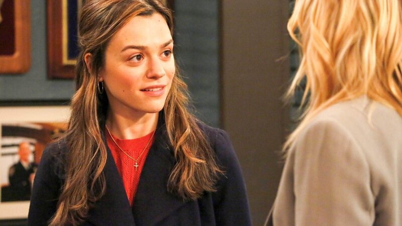 Lara Barassi (Isabella Pisacane) Die Verwendung des sendungsbezogenen Materials ist nur mit dem Hinweis und Verlinkung auf RTL+ gestattet. – Bild: RTL /​ Universal Network Television LLC