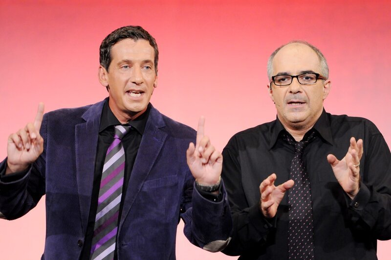 (v.li.): Viktor Gernot, Michael Niavarani. – Bild: ORF/​Ali Schafler