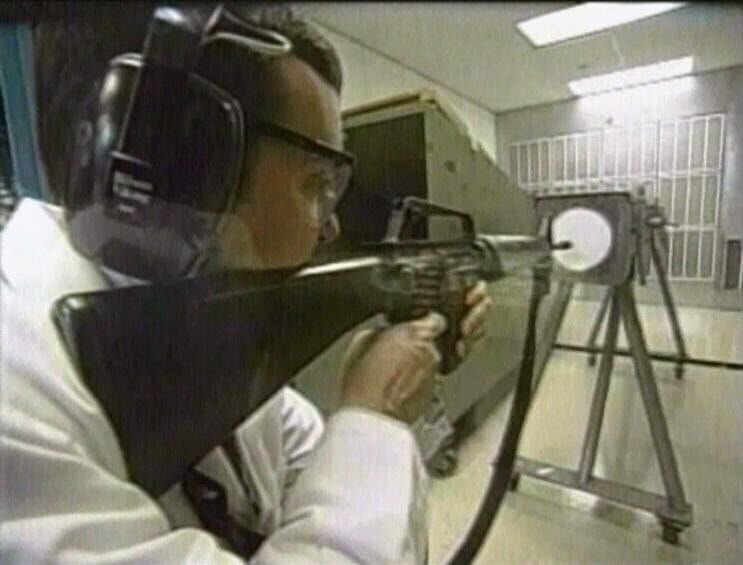 Ein Blick hinter die Kulissen der Ermittlungen zeigt, mit welchen Methoden man dem Heckenschützen auf die Spur kam. – Bild: RTL