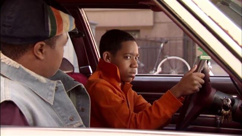 Chris (Tyler James Williams, r.) – Bild: Paramount