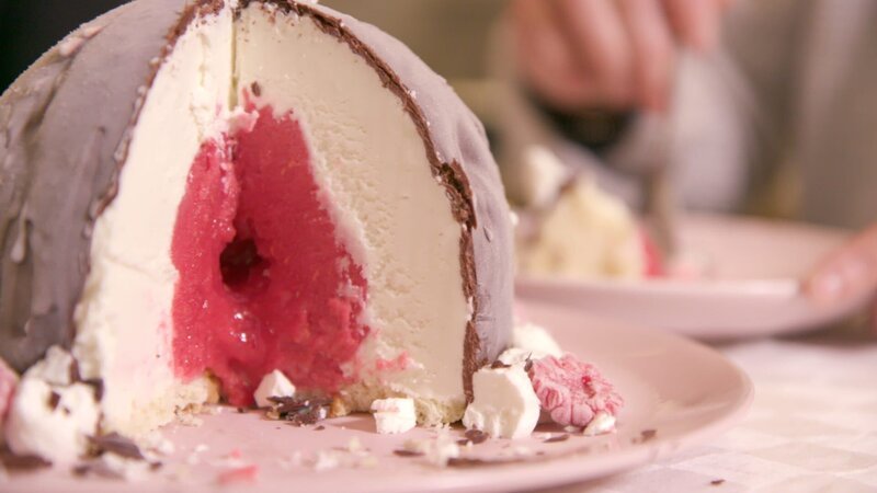 Pompöses Dessert, das es kaum noch gibt. – Bild: ZDF