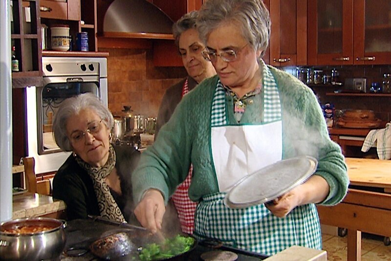 Teresa Vastano ,  Clara Caprio – Bild: PLURIMEDIA (Fernsehbüro)