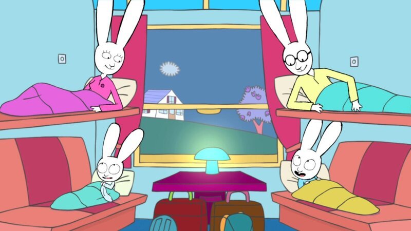 Simon (l. u.), Mama (l. o.), Franz (r. u.) und Papa (r. o.) übernachten alle gemeinsam in einem eigenen Schlafabteil. Das ist ein riesen Spaß für die Familie. – Bild: ZDF