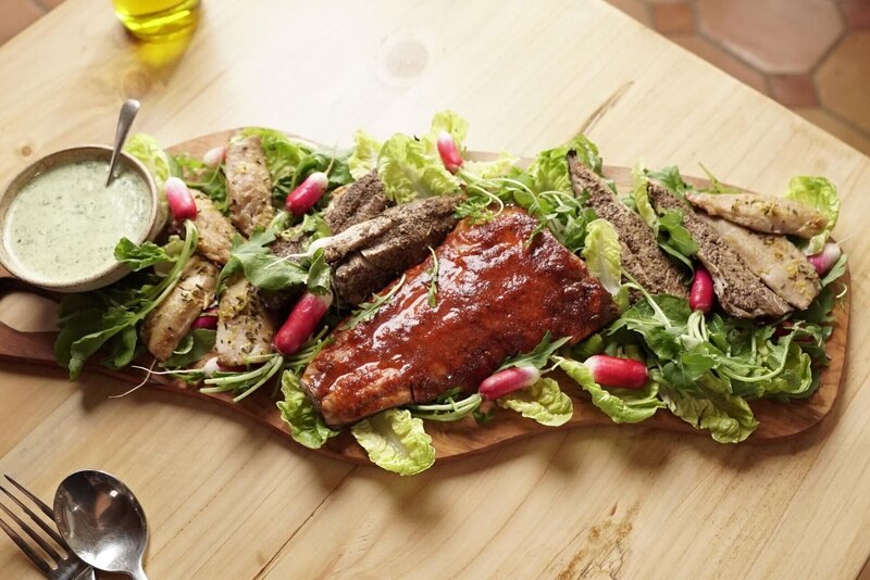 Essen zubereitet von Michel Roux – Bild: RTL /​ 2022 Warner Bros. Discovery Inc.