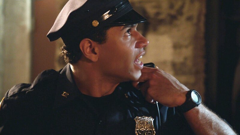 Kann Officer Blake (Corbin Bleu) damit umgehen, im Affekt einen Unschuldigen erschossen zu haben, oder rastet er aus? – Bild: CBS Broadcasting Inc.