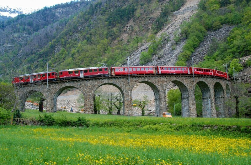 Kreisviadukt bei Brusio. – Bild: SWR
