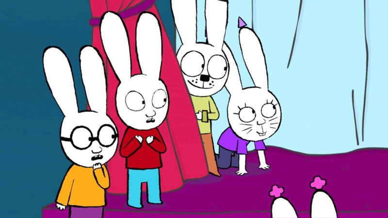 Vor dem großen Auftritt haben Ferdinand (l.) und Simon (l. M.) großes Lampenfieber. Die anderen Kinder können ihren Auftritt hingegen kaum erwarten. – Bild: ZDF