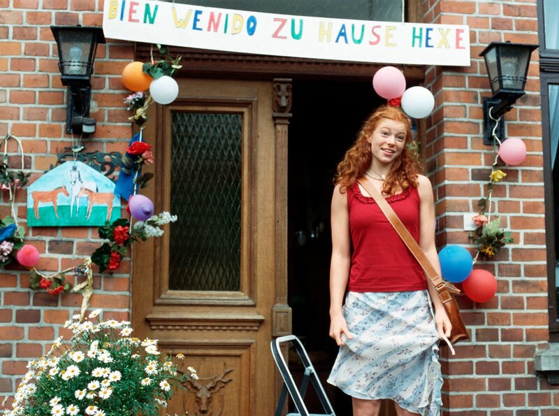 Hexe (Marleen Lohse). – Bild: NDR/​Televersal