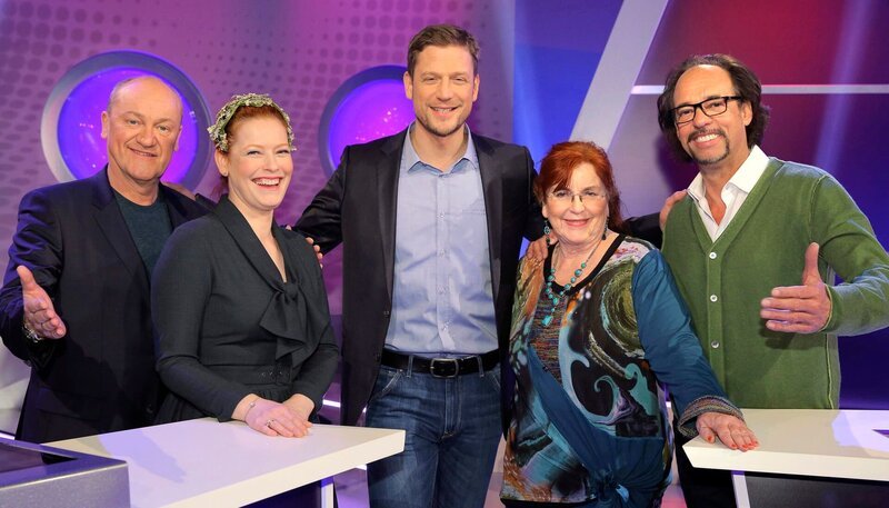 v.li. Bodo Bach, Enie van de Meiklokjes, Florian Weberm Alice Hoffmann und Christoph Sonntag. – Bild: SWR/​Peter A. Schmidt