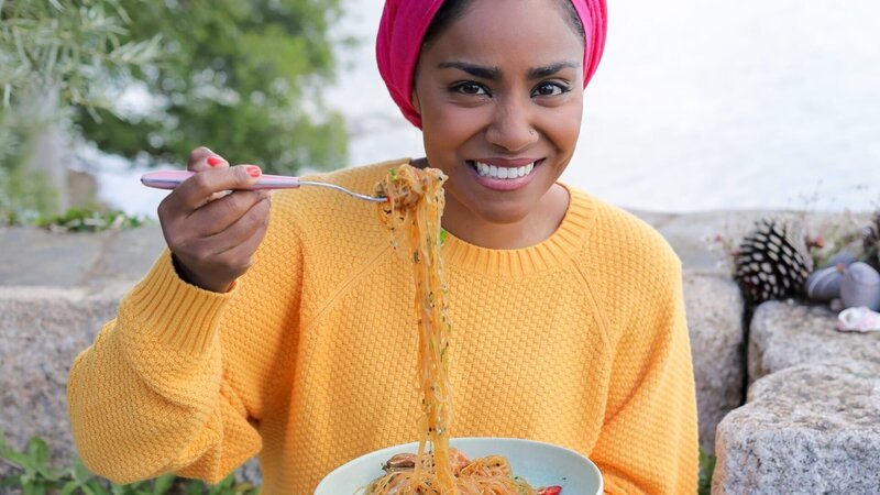 Nadiya Hussain. – Bild: ORF/​Warner