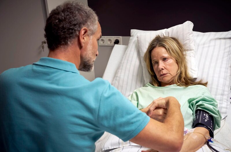 Aus dem Leben – Bild: MDR/​ORF/​Warner Bros./​Guido Engel