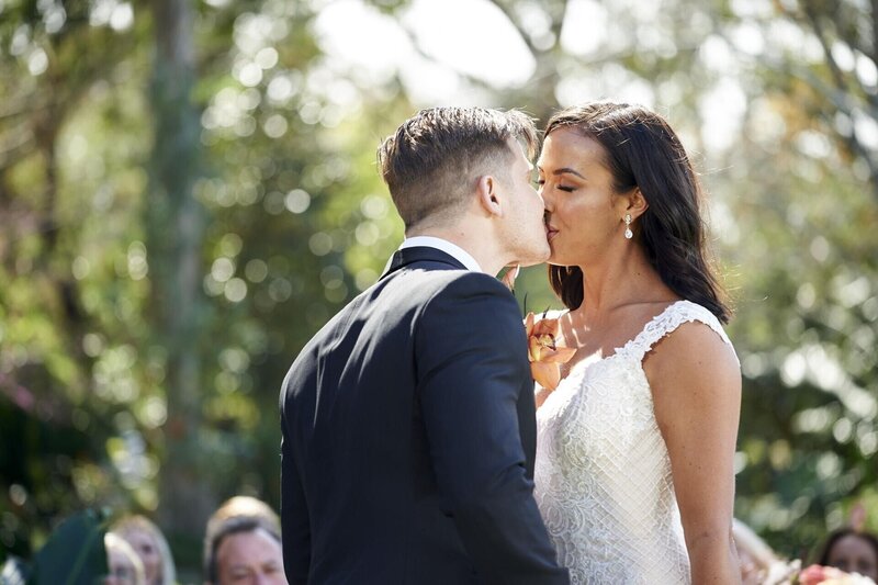 Mikey (l.); Natasha (r.) – Bild: Licensed by Red Arrow International GmbH /​ Tina Smigielski