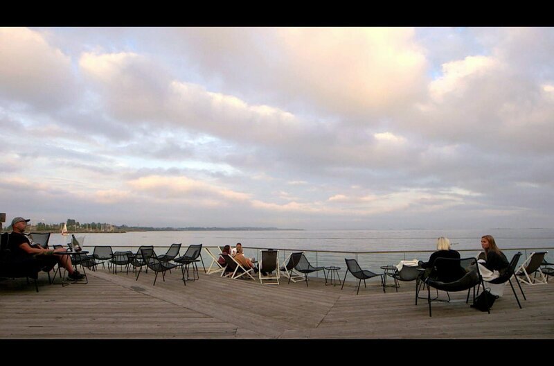 Hoch im Norden Europas grenzt Finnland im Süden an die Ostsee und im Norden an Norwegen und besticht durch seine unglaubliche Natur. – Bild: Elephant Doc