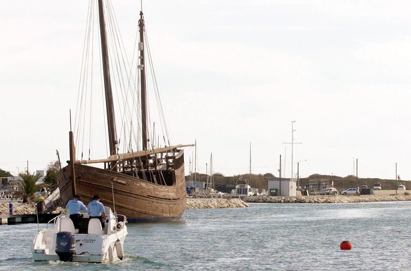 Die Fischer der Algarve sind Nachkommen der Seefahrer, die sich den tückischen Strömungen stellten und dabei ihr Leben riskierten. – Bild: Elephant Doc