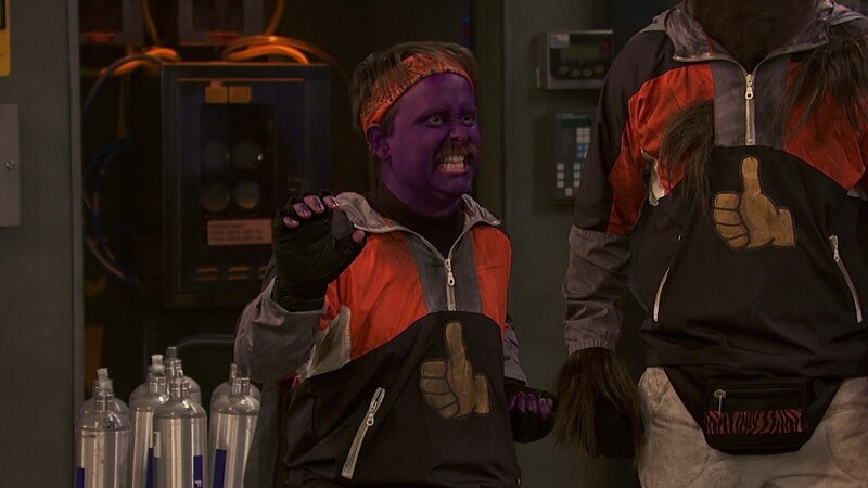 Mark (Arnie Pantoja, l.) – Bild: Paramount