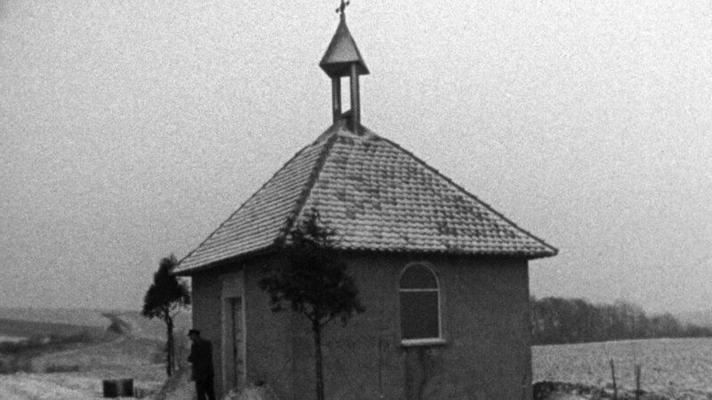 Ein Rentner hat zehn Jahre lang an einer Kapelle gebaut. – Bild: BR /​ BR