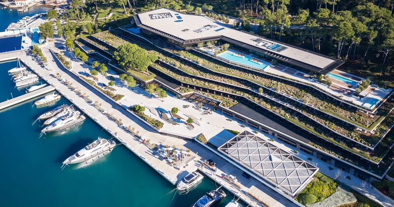 „Grand Park Hotel“ in Rovinj – Exklusives Design in Kroatien. – Bild: ZDF