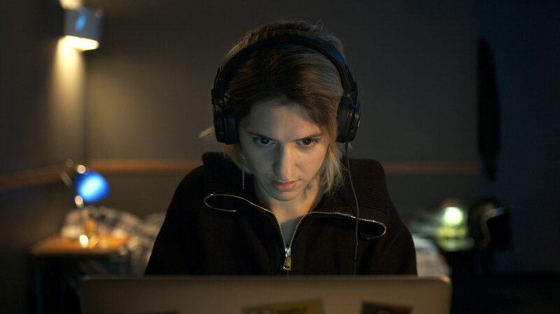 Charlie (Aloïse Sauvage) hat eine Idee. – Bild: WDR/​SILEX FILMS – PICTANOVO