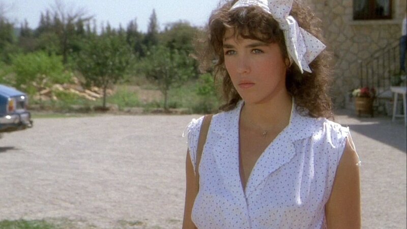Als die junge, hübsche Eliane Wieck (Isabelle Adjani) mit ihren Eltern mitten im Sommer in ein kleines französisches Dorf zieht, ahnt niemand, was sich hinter ihrer naiven Fassade verbirgt. – Bild: 3sat Als die junge, hübsche Eliane Wieck (Isabelle Adjani) mit ihren Eltern mitten im Sommer in ein kleines französisches Dorf zieht, ahnt niemand, was sich hinter ihrer naiven Fassade verbirgt. – Bild: 3sat