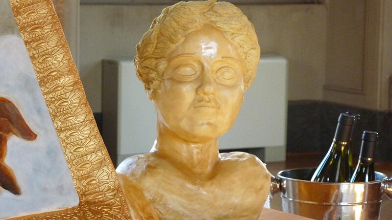 The completed bust …it looks so authentic. – Bild: Carlin Cwik /​ TLC