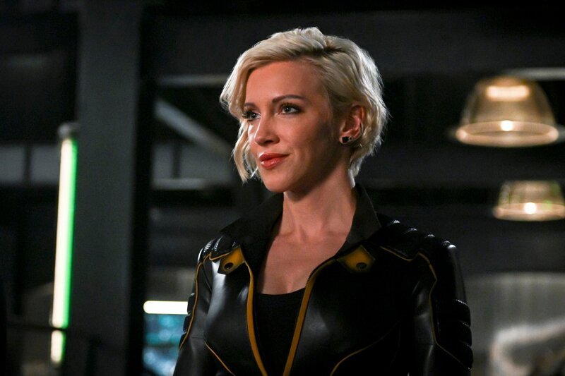 Laurel Lance (Katie Cassidy) – Bild: RTL /​ ARROW and all related characters and elements © & â“¢ DC Comics and Warner Bros. Entertainment
