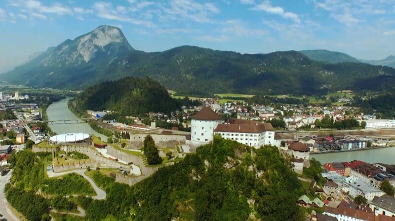 Blick auf den Inn und die Stadt Kufstein. Weiteres Bildmaterial finden Sie unter www.br-foto.de. – Bild: BR/​Andre Knaucher