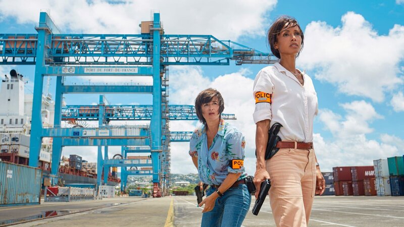 Gaëlle Crivelli (Béatrice de la Boulaye, l.) und Mélissa Sainte-Rose (Sonia Rolland, r.) verstehen sich mittlerweile ohne viele Worte. – Bild: ZDF