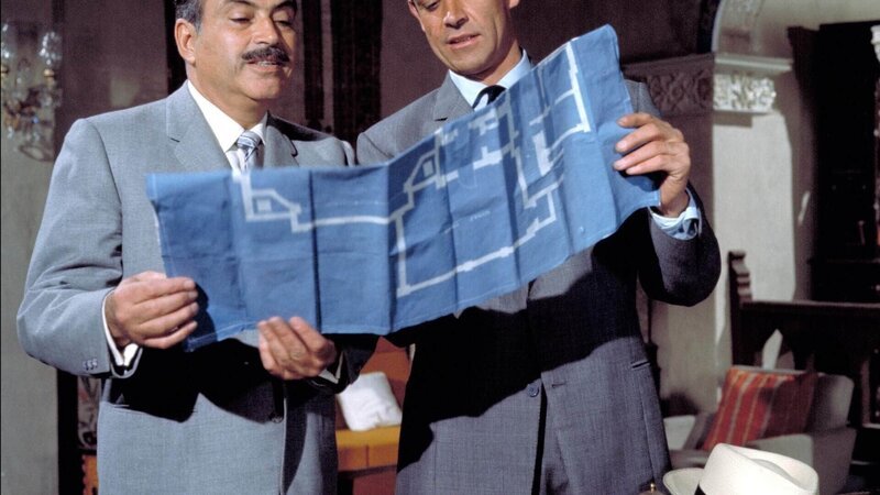 Ali Kerim Bey (Pedro Armendáriz, l.), James Bond (Sean Connery) – Bild: RTL /​ (c) 1963 Danjaq, LLC and Metro-Goldwyn-Mayer Studios Inc. All Rights Reserved