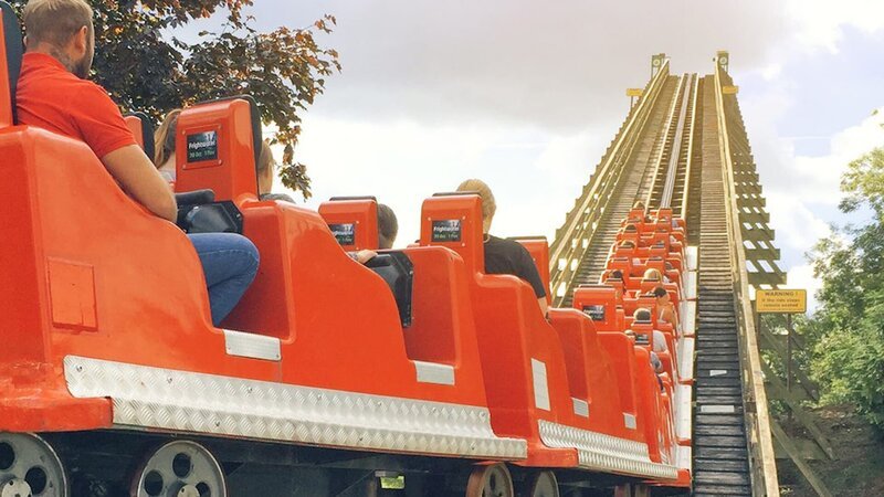 eine Achterbahnfahrt – Bild: Curiosity TV