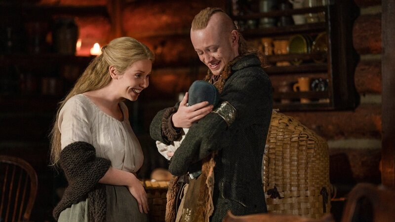 Outlander Staffel 6 Folge 2 Willkommen auf der Welt, kleiner Siedler: Lauren Lyle als Marsali, John Bell als Ian – Bild: SRF/​ Sony Pictures Television Inc.