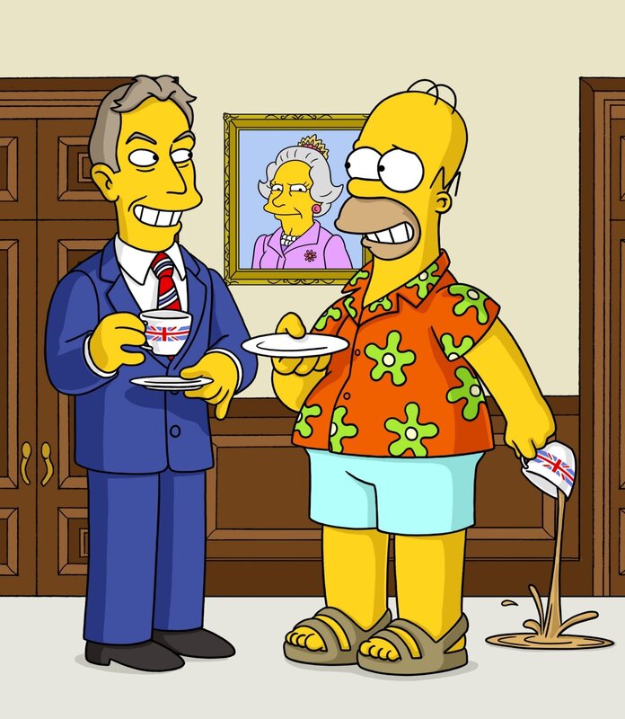 „Die Simpsons“, „Die Queen ist nicht erfreut!“ Bart findet einen Tausend-Dollar-Schein, den er gegen eine Eintrittsgebühr in seinem Privatmuseum zur Schau stellt. Bis sich Mr. Burns, der Besitzer, meldet hat sich Bart an seinem Exponat bereits ein goldenes Näschen verdient. Von dem Geld gönnt er sich gemeinsam mit seiner Familie einen Urlaub in England. Dort knallt Homer mit dem Leihwagen ausgerechnet in die Pferdekutsche der Queen. Für sein Vergehen landet er im Tower von London. – Bild: ORF, Wuerzburggasse 30, A-1136 Wien
