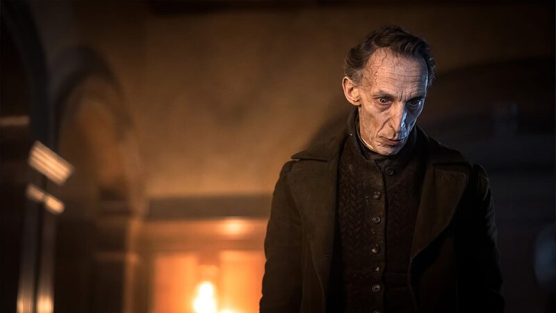 Phillip Boone (Julian Richings) – Bild: AXN Black