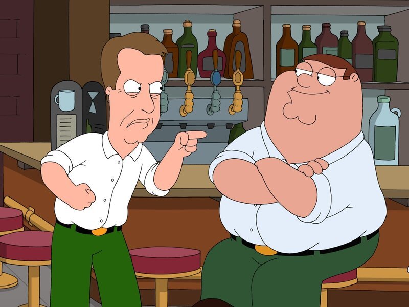 James Woods (l.) hat Peters (r.) Brieftasche gestohlen und gibt sich jetzt als eben dieser aus, inklusive seiner Rolle als Familienoberhaupt der Griffin Familie … – Bild: Twentieth Century Fox Film Corporation