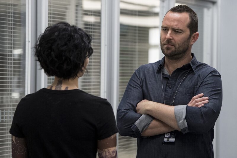Jane Doe (Jaimie Alexander), Kurt Weller (Sullivan Stapleton). – Bild: PLURIMEDIA (Warner Bros Television)