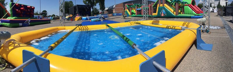 Der Hindernispool – Bild: SWR