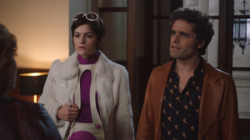 Rose Bellecour (Chloé Chaudoye) und Max Beretta (Arthur Dupont) – Bild: AXN White