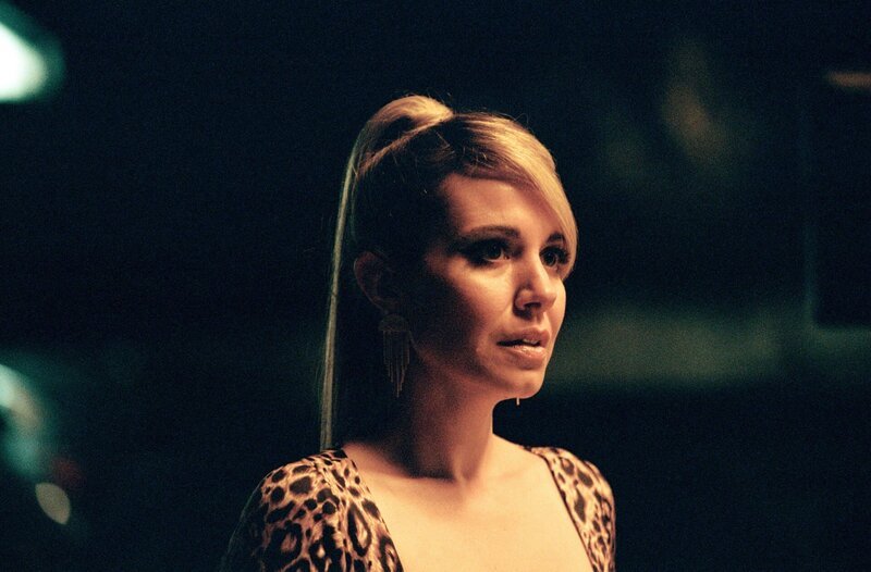 Die Nacht, als Laurier erwachte  Folge 3 Sie hält die Familie zusammen: Magalie Lépine Blondeau als Chantal  Copyright: SRF/​Studiocanal – Bild:  SRF/​Studiocanal