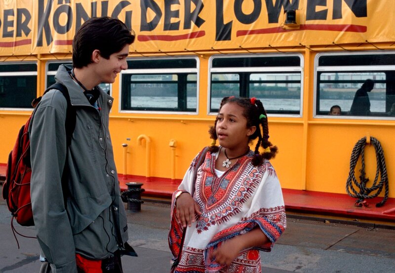 Timo (Marco Soumikh), Rose (Fèreba Konè). – Bild: NDR/​Televersal