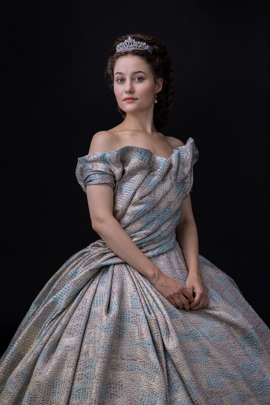 Dominique Devenport (Sisi). – Bild: ORF/​Beta Film/​RTL/​Story House Pictures/​Benno Kraehahn