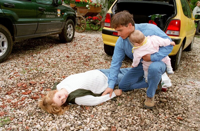 Andrea Lamatsch, Sascha Wussow, Baby Rose. – Bild: ORF