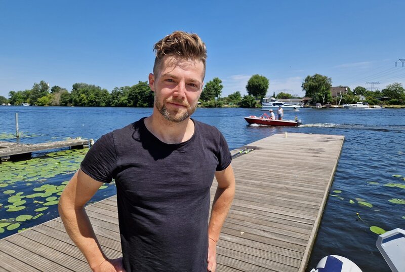 Erik Haase von der Treptower Rudergemeinschaft e.V. – Bild: rbb/​Joachim Rüetschi