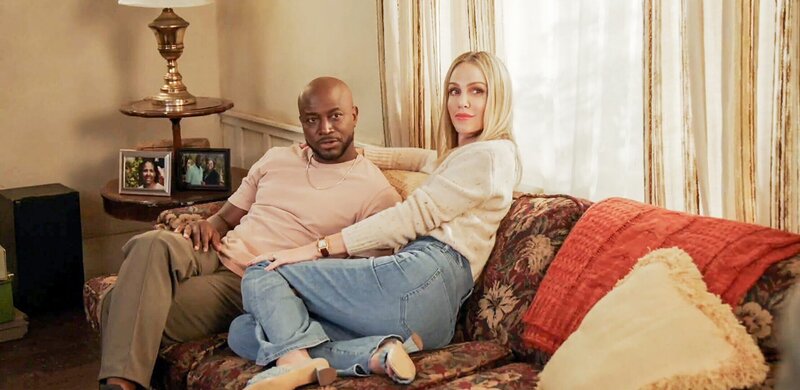 Taye Diggs (Billy Baker), Monet Mazur (Laura Fine-Baker). – Bild: ORF/​PRO7/​Warner/​The CW