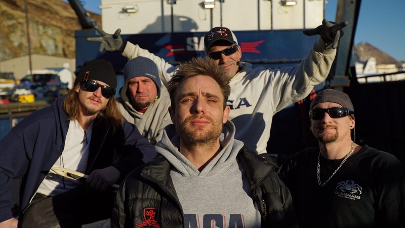 The crew of the Saga: Dean Gribble, Dave Felton, Captain Jake Anderson, Sean Dunlop, and Hannes Huswick. – Bild: Discovery Communications