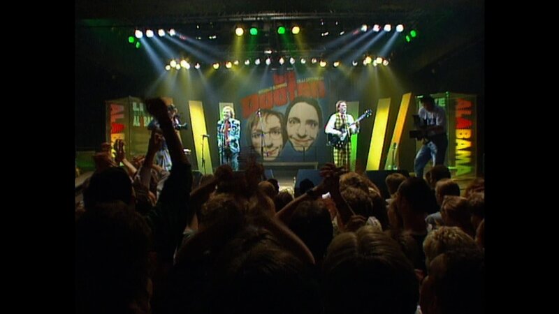 Die Band „Die Doofen“ auf der Alabama-Bühne 1995. – Bild: BR