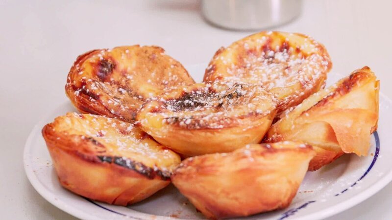 Puddingtörtchen. – Bild: ORF