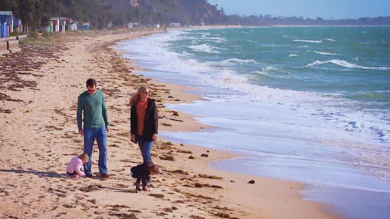 Scott and his family , Melbourne, Australia – Bild: HGTV