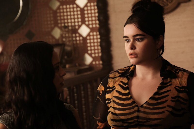 L-R: Maddy Perez (Alexa Demie) and Kat Hernandez(Barbie Ferreira) – Bild: HBO