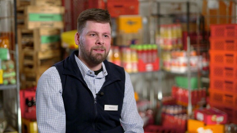 S02E36: Markus ist guter Dinge: Die Vorzüge des Teilzeitjobs möchte er nicht mehr missen. – Bild: RTLZWEI