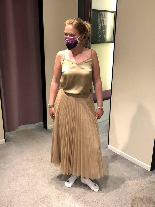 Kandidatin Sina – Bild: TVNOW /​ Constantin Ent.